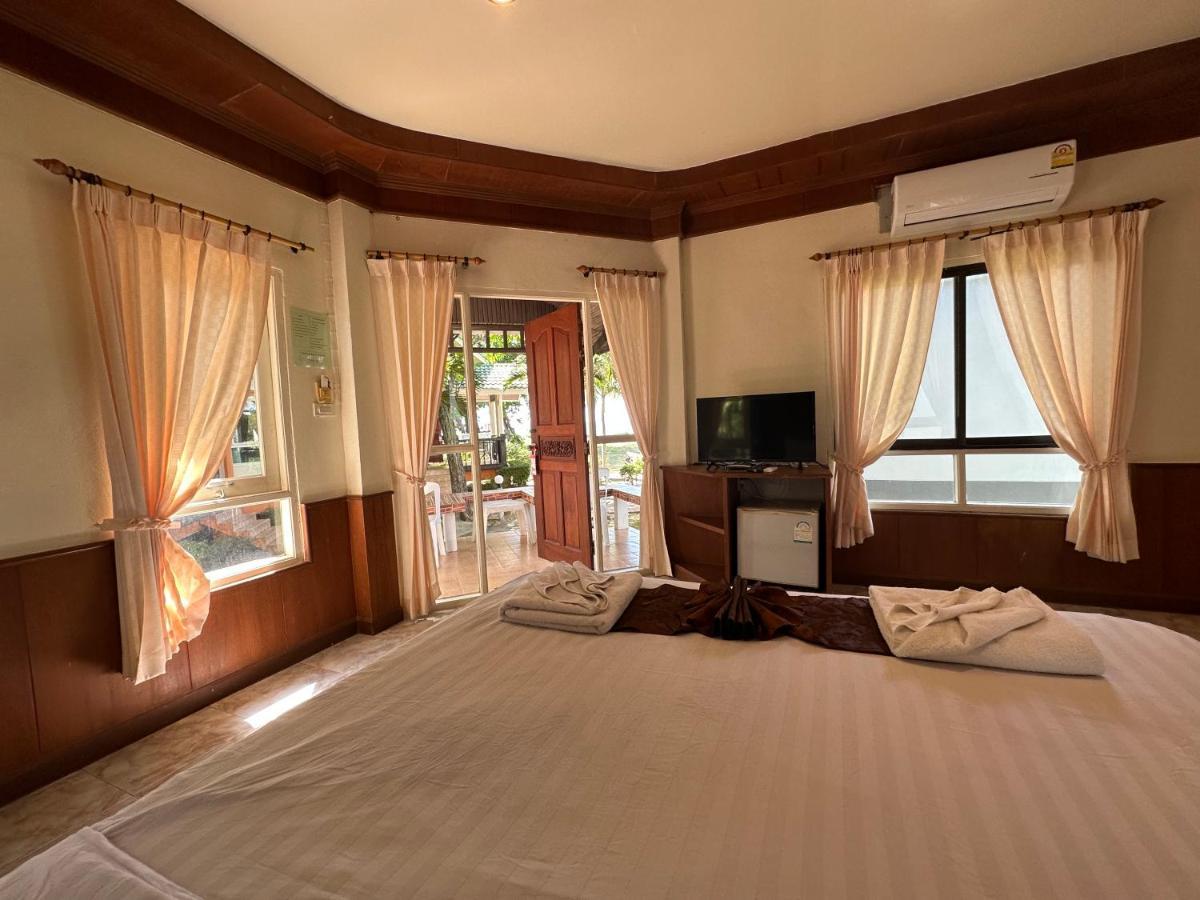 ランタ パーム ビーチ リゾート Ko Lanta エクステリア 写真
