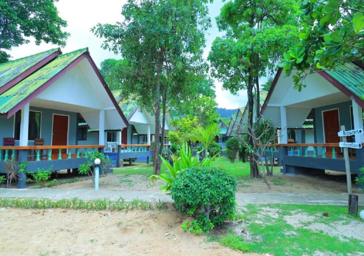ランタ パーム ビーチ リゾート Ko Lanta エクステリア 写真